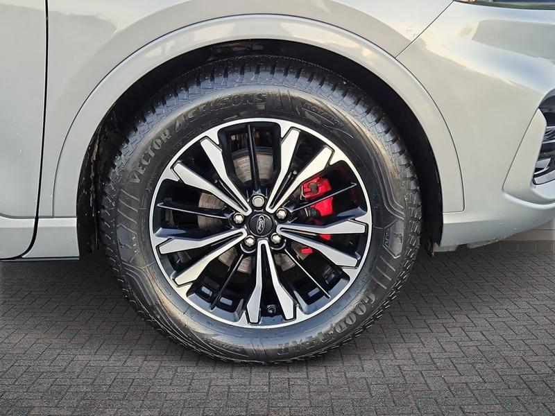 Used Ford Kuga 2023 for sale - 76919960: Photo 10