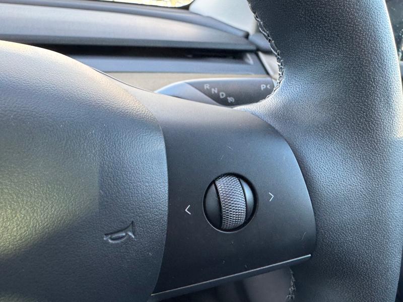 Used Tesla Model Y 2022 for sale - 76691029: Photo 29