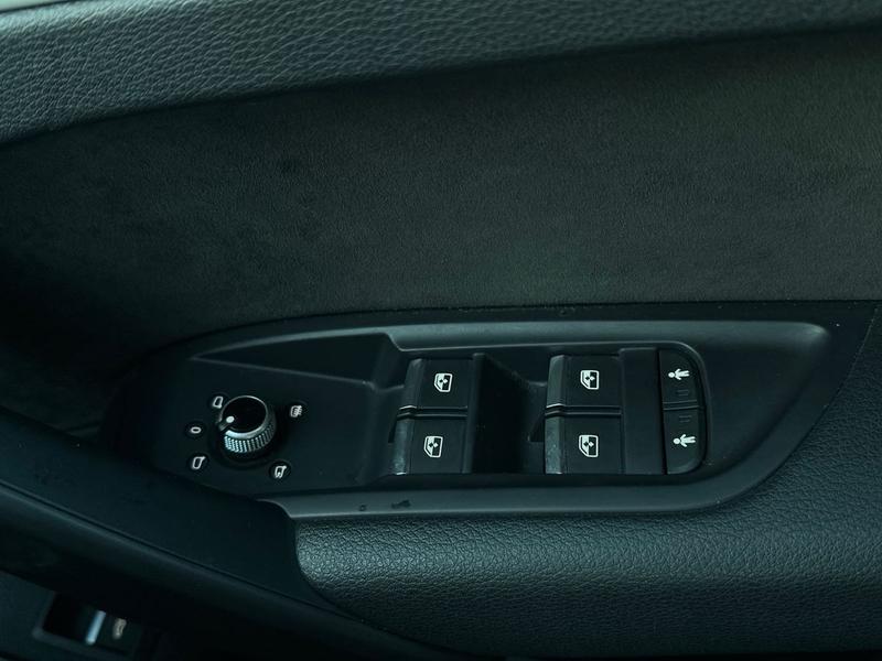 Used Audi Q5 2019 for sale - 76730306: Photo 28