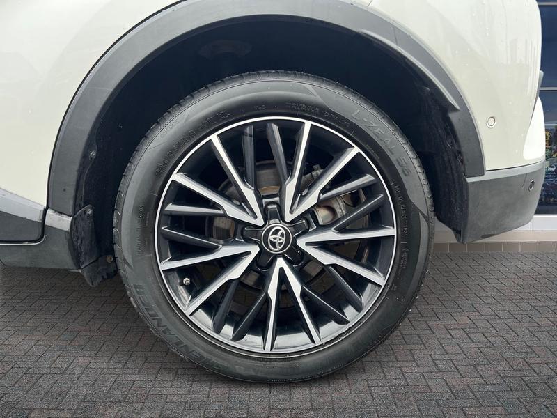 Used Toyota C-HR 2018 for sale - 77198929: Photo 10