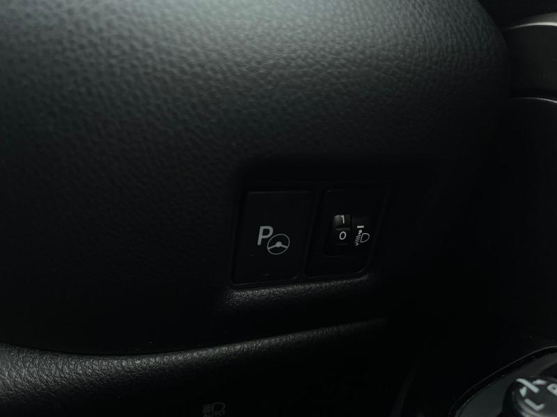 Used Toyota C-HR 2018 for sale - 77198929: Photo 28