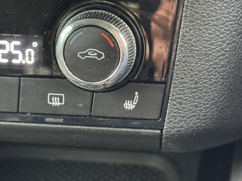 Used Skoda Kamiq 2022 for sale - 76691122: Photo 31