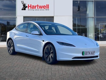 2025 - Saloon 4dr Electric Auto RWD (208 ps) Automatic