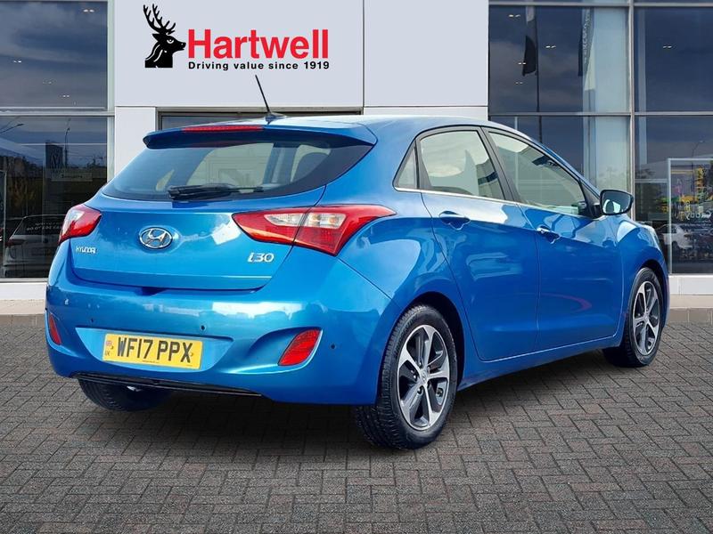 Used Hyundai i30 2017 for sale - 76933600: Photo 4