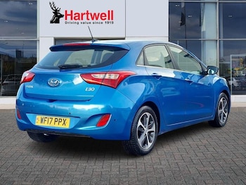 Used Hyundai i30 2017 for sale - 76933600: Photo