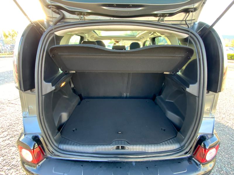 Used Citroen C3 Picasso 2017 for sale - 76691012: Photo 13