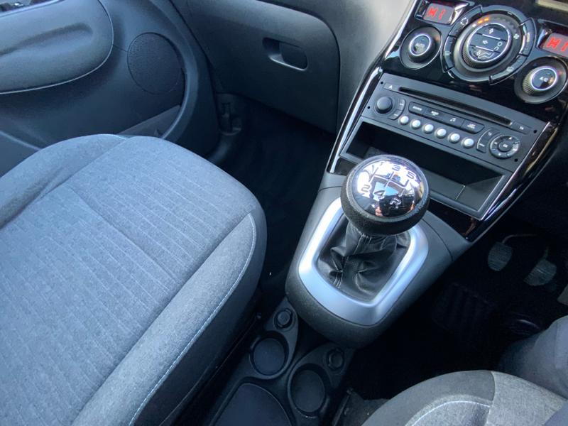 Used Citroen C3 Picasso 2017 for sale - 76691012: Photo 26