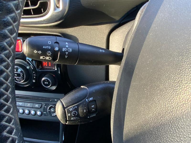Used Citroen C3 Picasso 2017 for sale - 76691012: Photo 27
