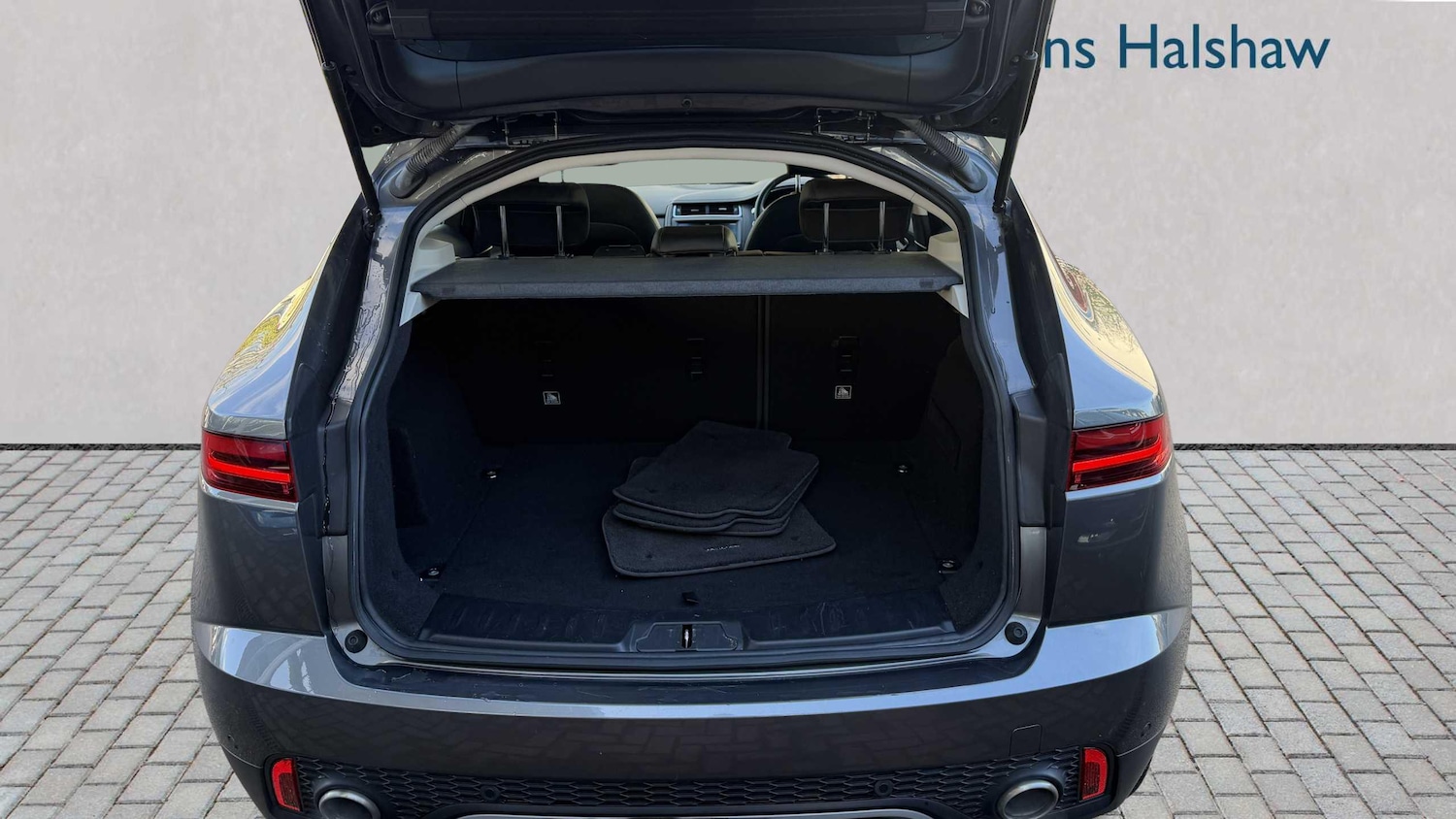 Used Jaguar E-Pace 2018 for sale - 77553093: Photo 7