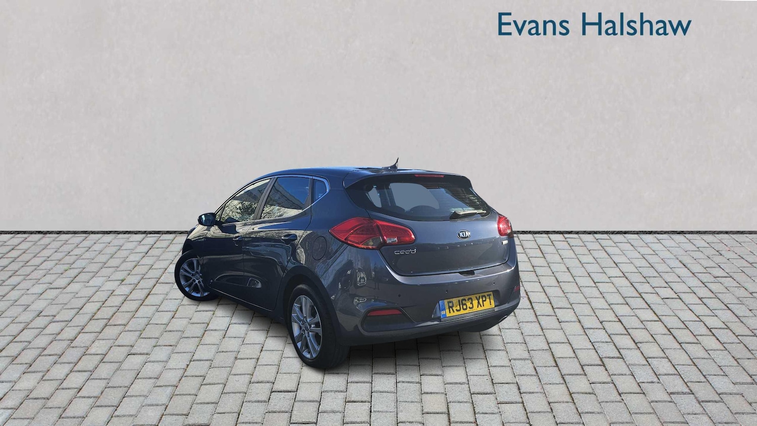 Used Kia Ceed 2014 for sale - 76624633: Photo 4