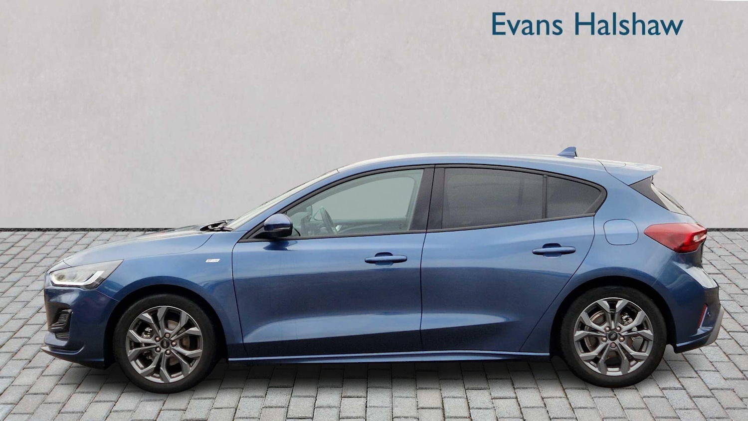 Used Ford Focus 2025 for sale - 76691978: Photo 3