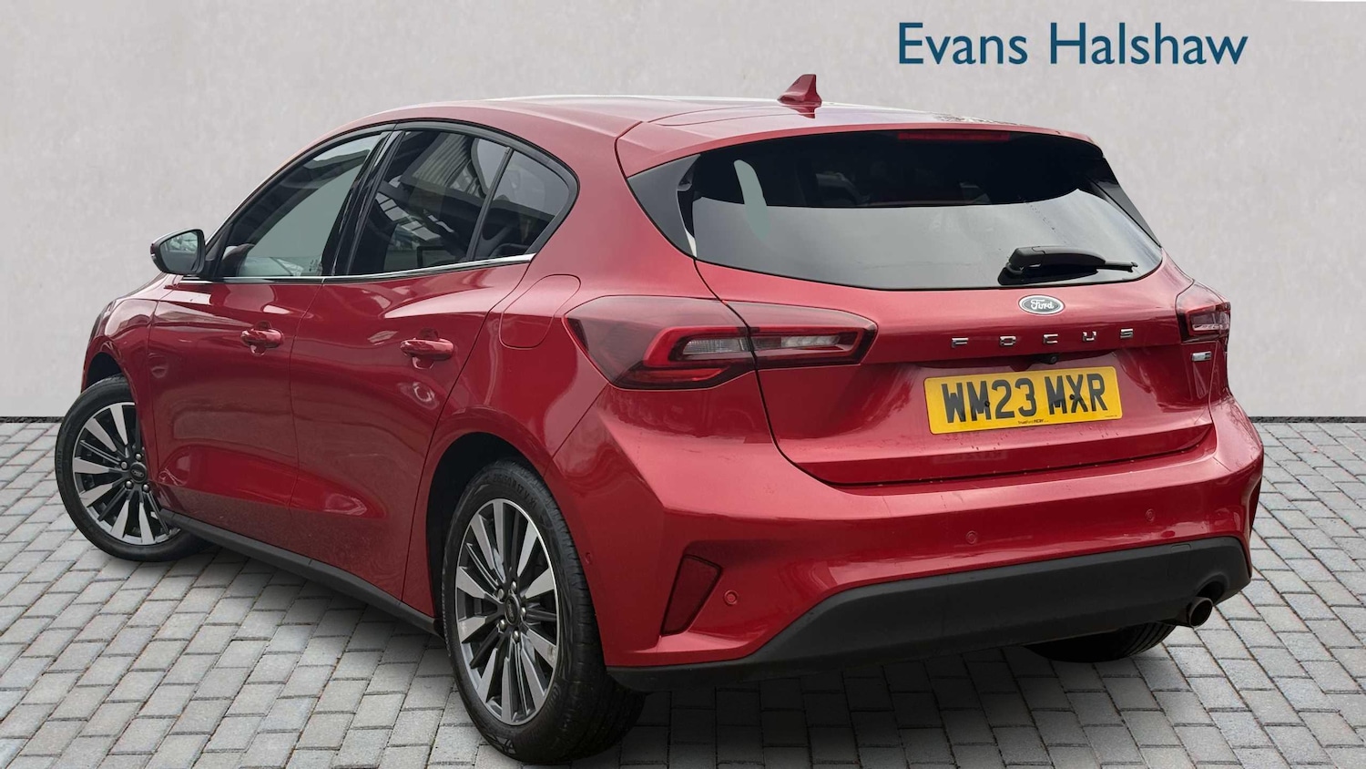 Used Ford Focus 2023 for sale - 76692176: Photo 3