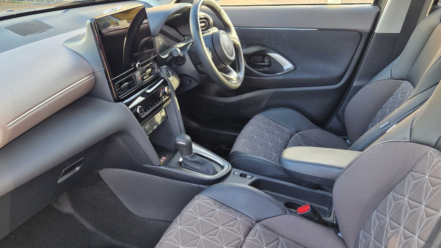 Used Toyota Yaris Cross 2024 for sale - 76524039: Photo 16