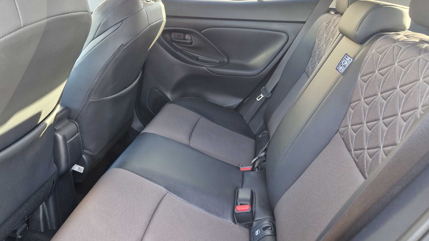 Used Toyota Yaris Cross 2024 for sale - 76524039: Photo 17