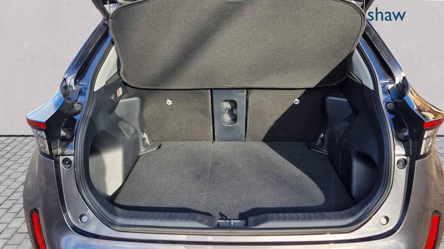 Used Toyota Yaris Cross 2024 for sale - 76524039: Photo 8