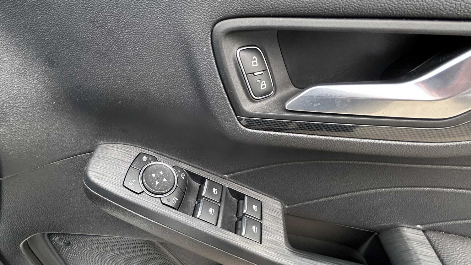 Used Ford Kuga 2022 for sale - 76170076: Photo 30