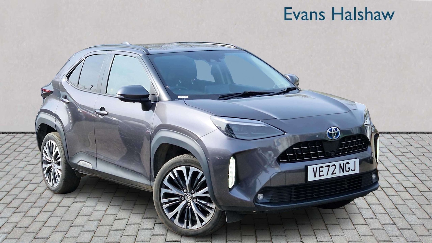 Used Toyota Yaris Cross 2023 for sale - 77972575: Photo 1