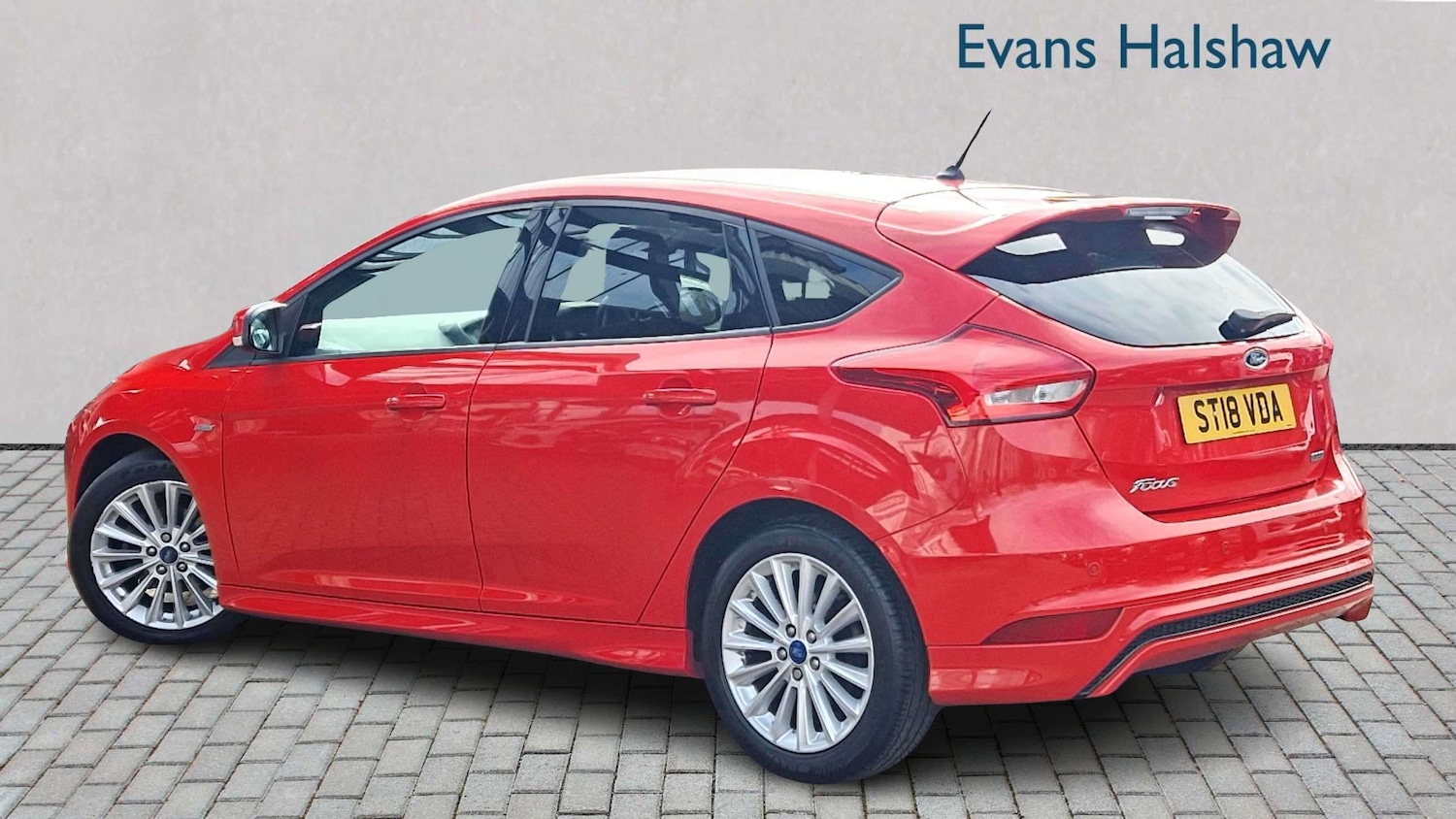 Used Ford Focus 2018 for sale - 78052067: Photo 2