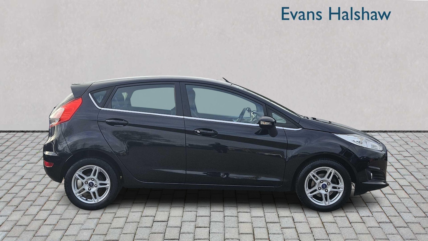 Used Ford Fiesta 2013 for sale - 76648933: Photo 5