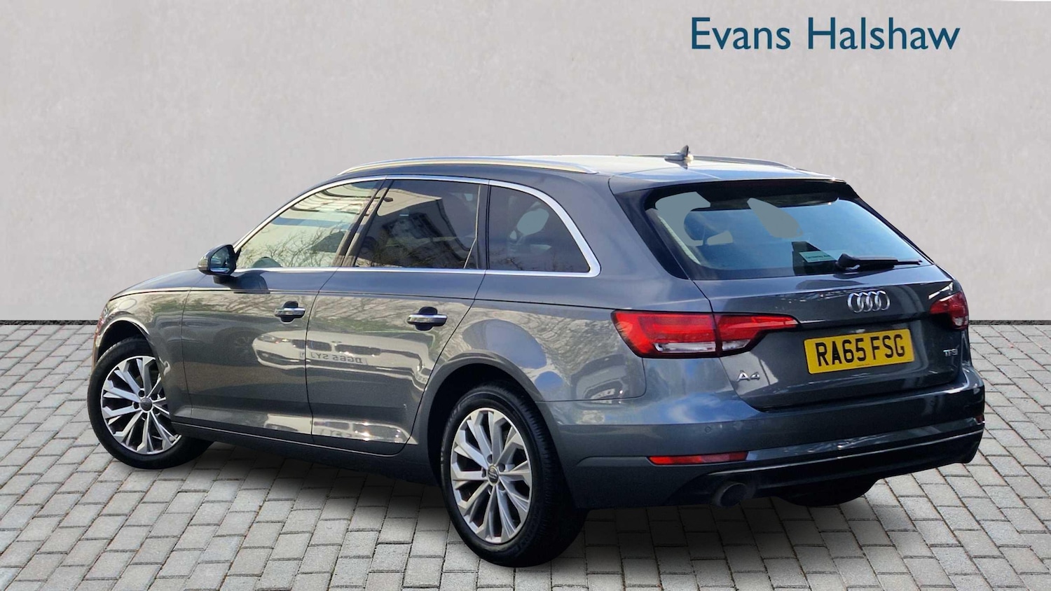 Used Audi A4 2016 for sale - 77827258: Photo 2