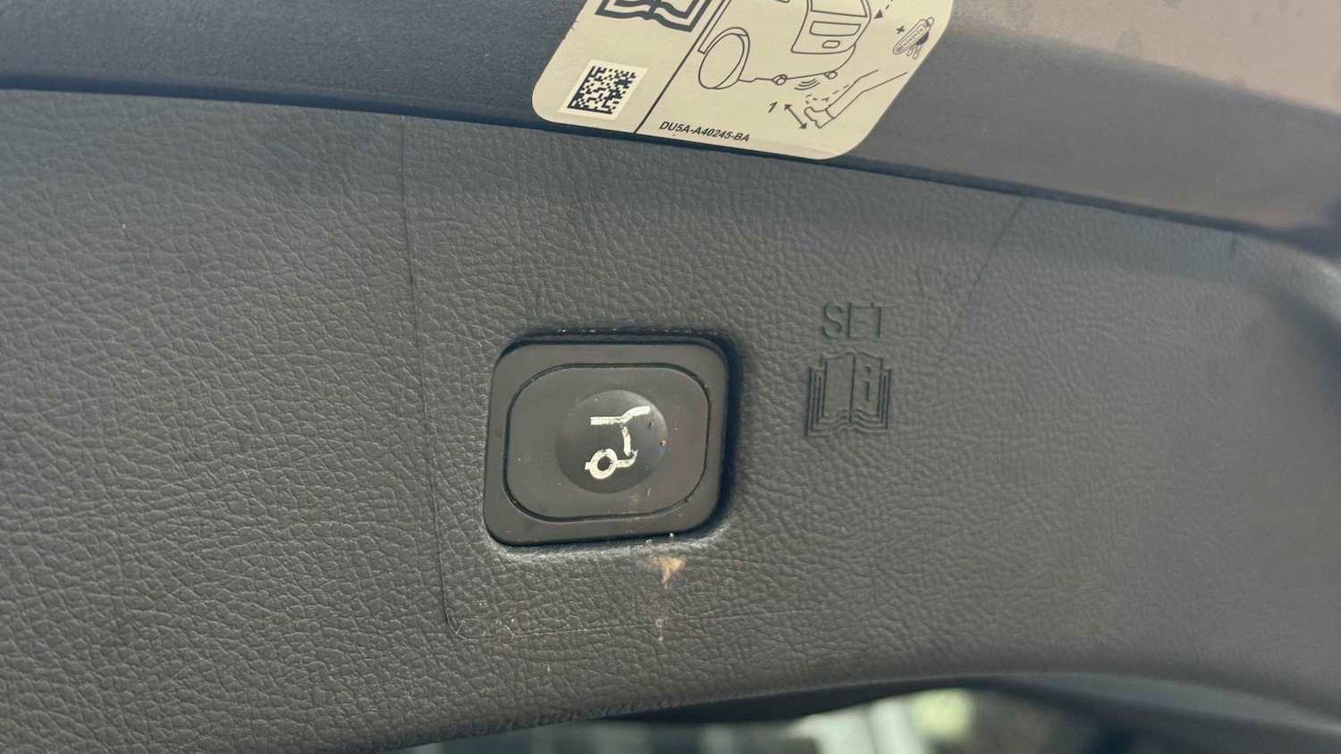 Used Ford Edge 2017 for sale - 76460246: Photo 15