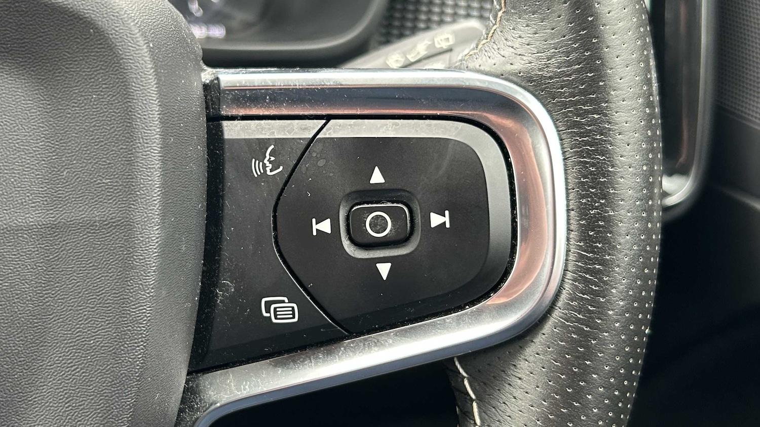 Used Volvo XC40 2020 for sale - 76075273: Photo 23