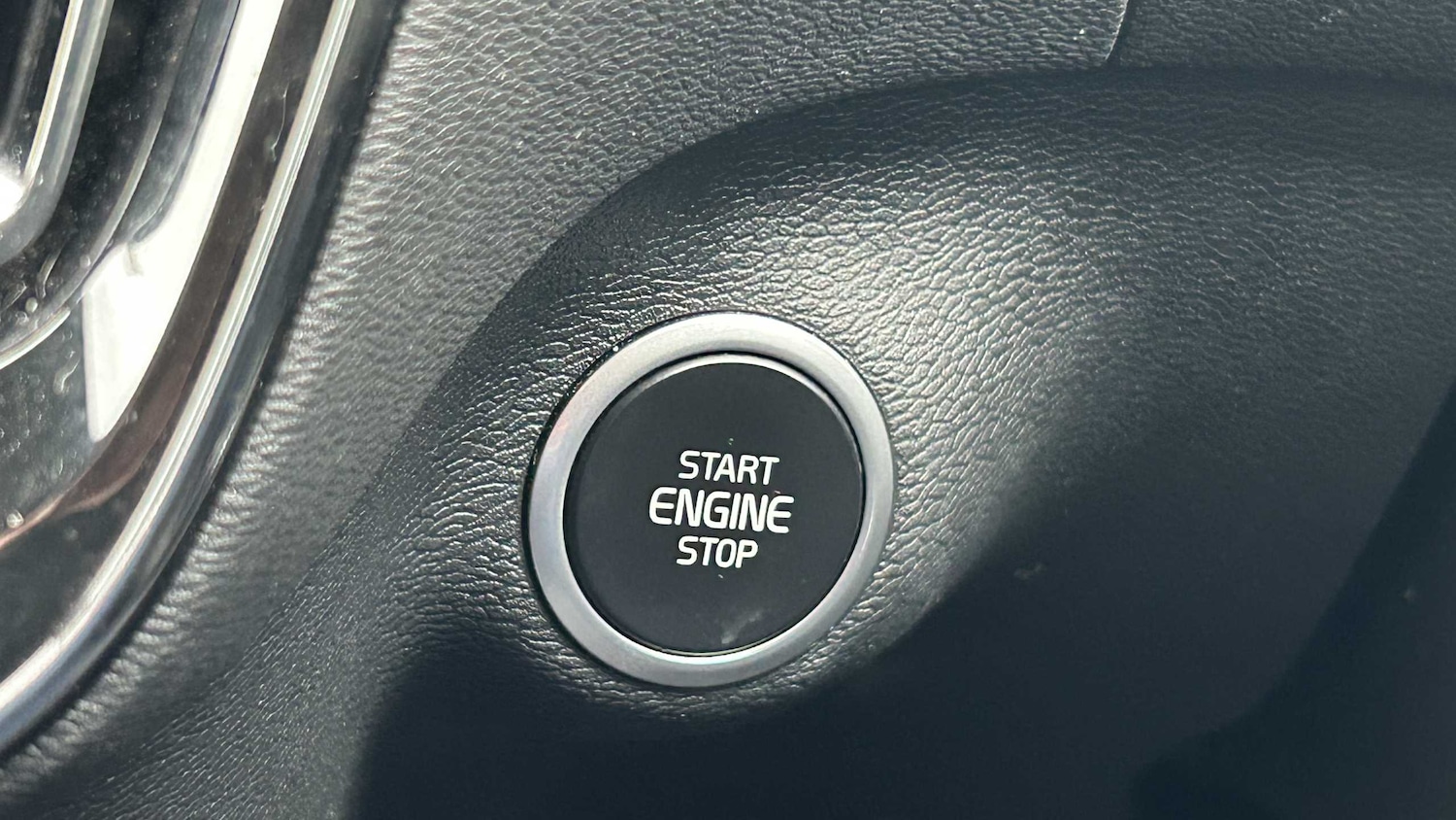 Used Volvo XC40 2020 for sale - 76075273: Photo 25