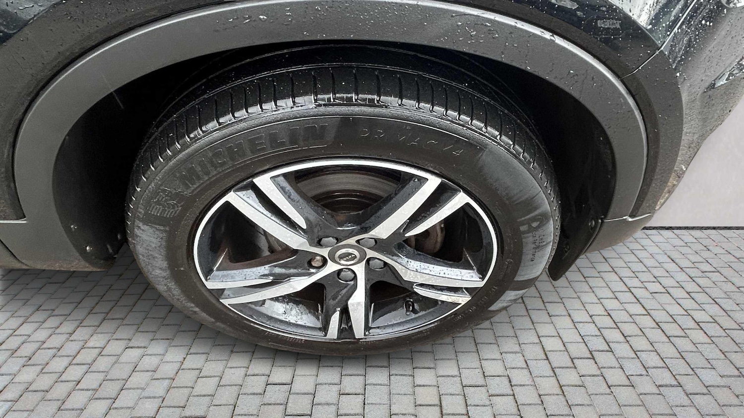 Used Volvo XC40 2020 for sale - 76075273: Photo 9