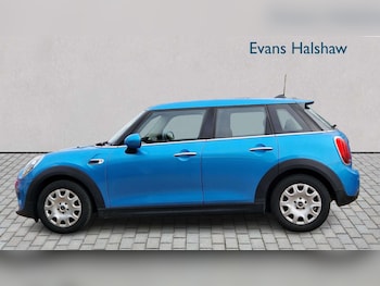 Used MINI Hatch 2018 for sale - 78248109: Photo