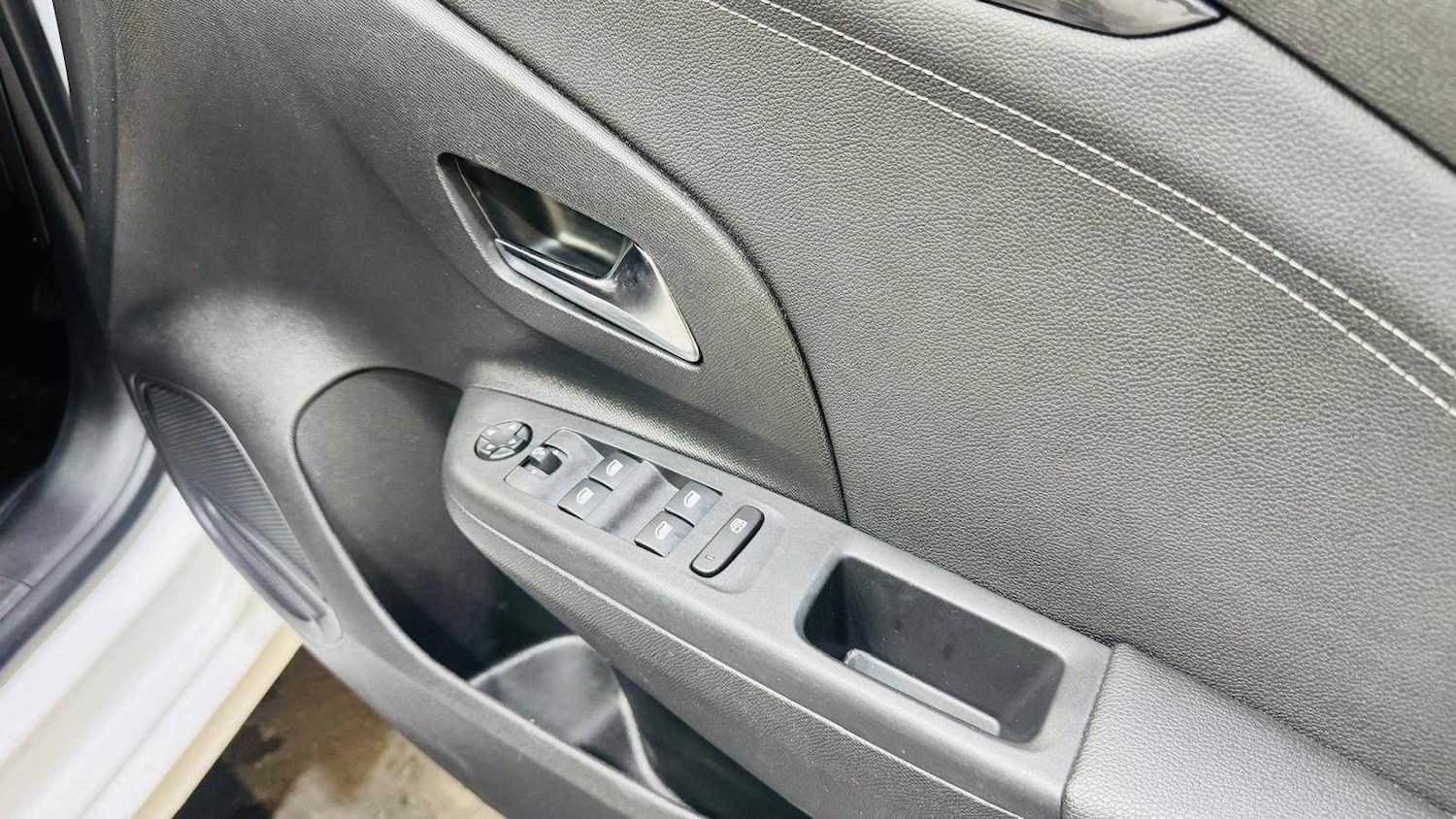 Used Vauxhall Corsa 2022 for sale - 76421130: Photo 34