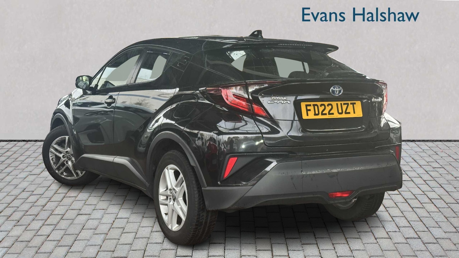 Used Toyota C-HR 2022 for sale - 76564409: Photo 3