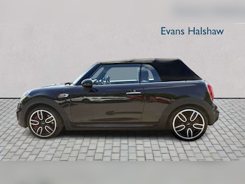 Used MINI Convertible 2018 for sale - 78610654: Photo