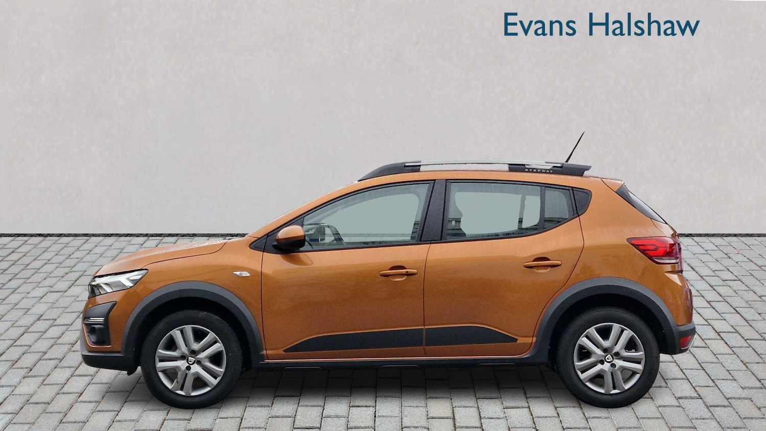 Used Dacia Sandero Stepway for sale - 77022238: Photo 4