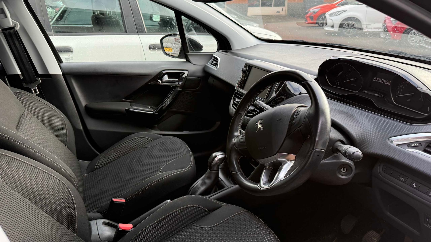 Used Peugeot 208 2019 for sale - 77164465: Photo 13