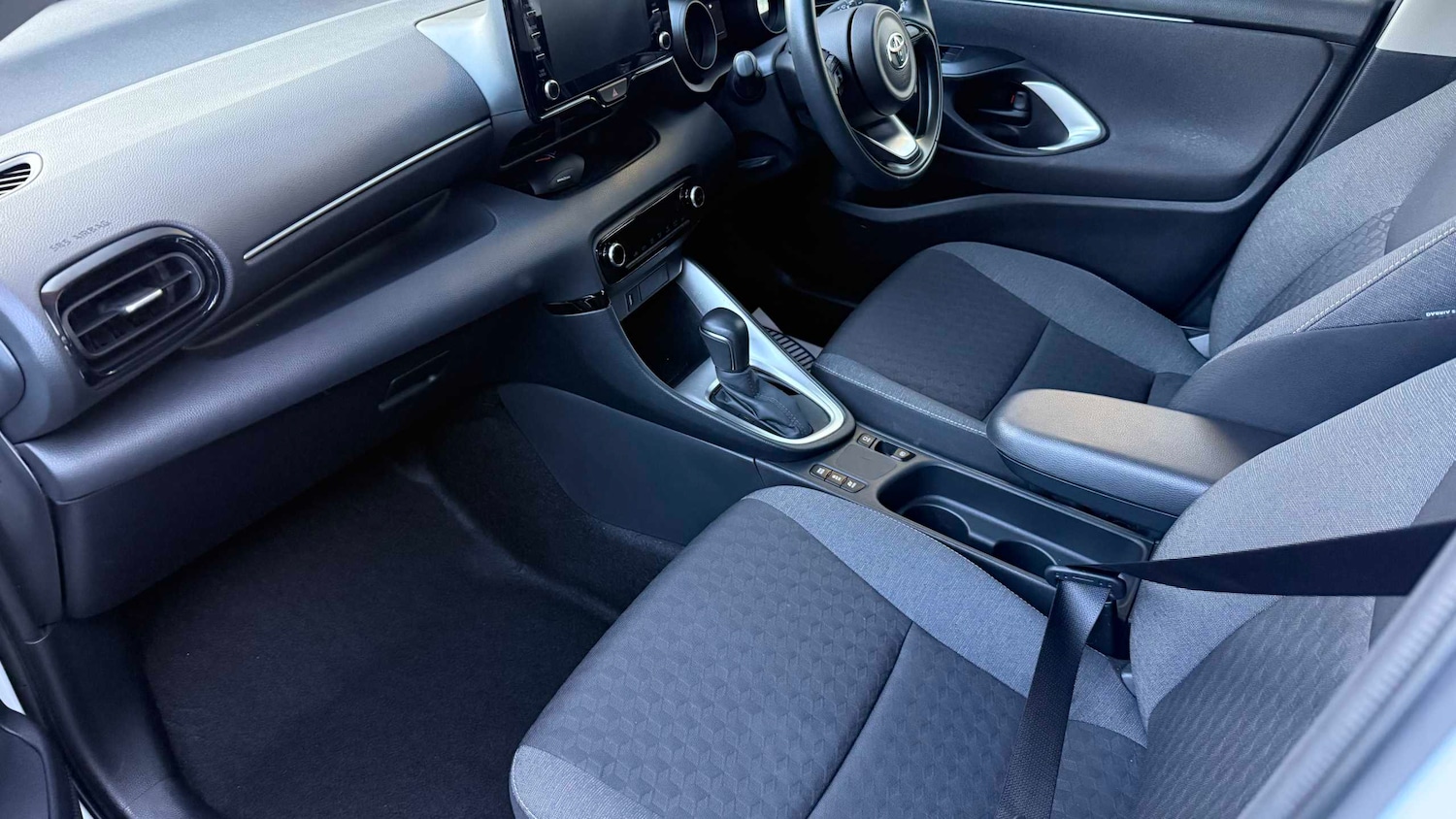 Used Toyota Yaris 2022 for sale - 77429194: Photo 13