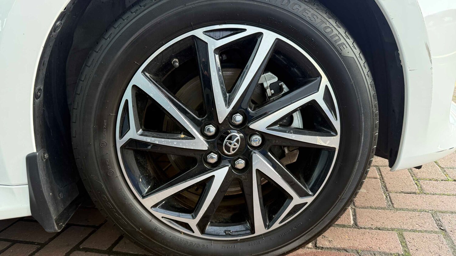 Used Toyota Yaris 2022 for sale - 77429194: Photo 20