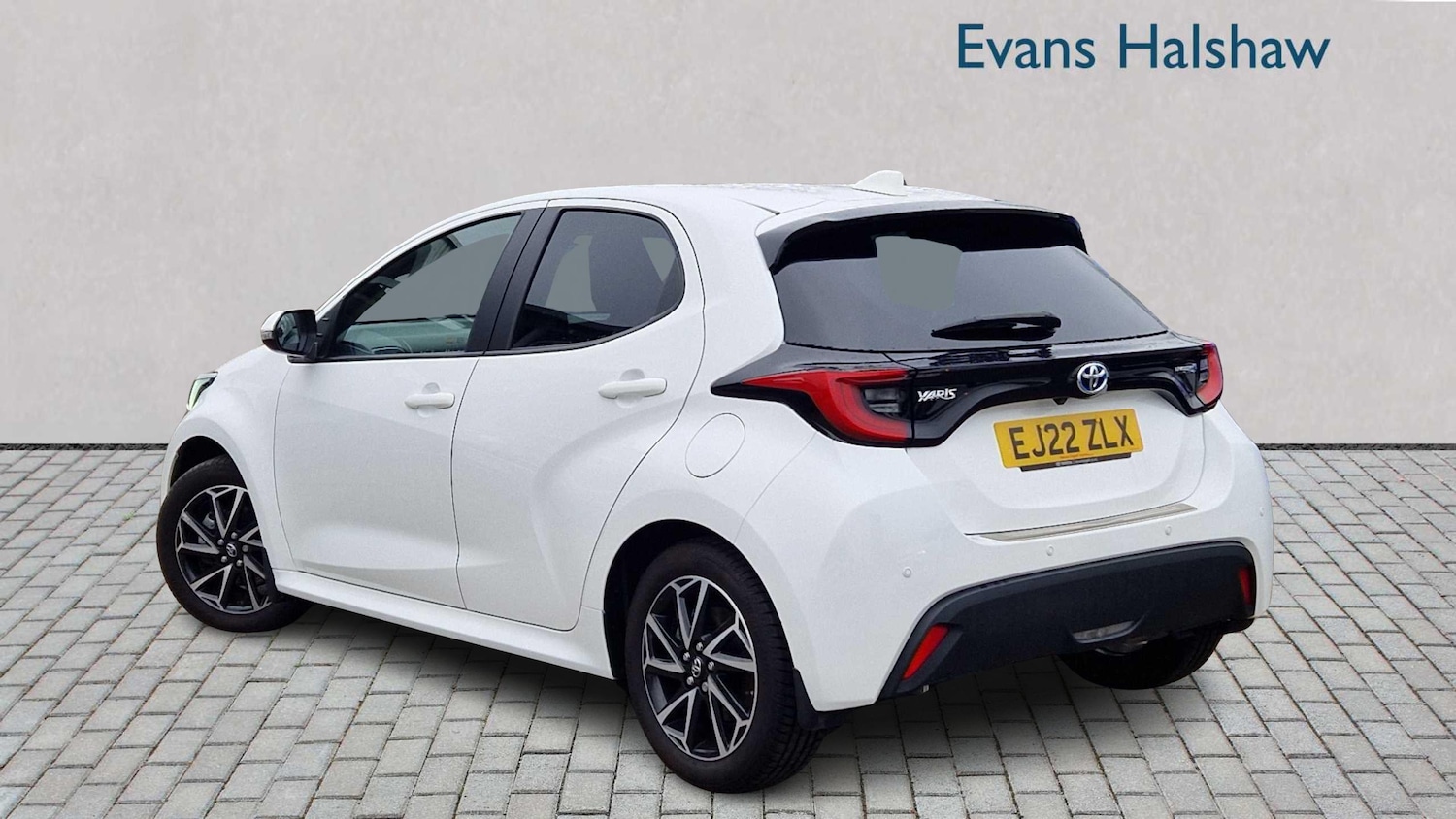 Used Toyota Yaris 2022 for sale - 77429194: Photo 3