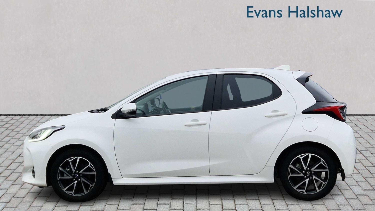 Used Toyota Yaris 2022 for sale - 77429194: Photo 5