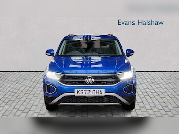 Used Volkswagen T-Roc 2023 for sale - 77194364: Photo