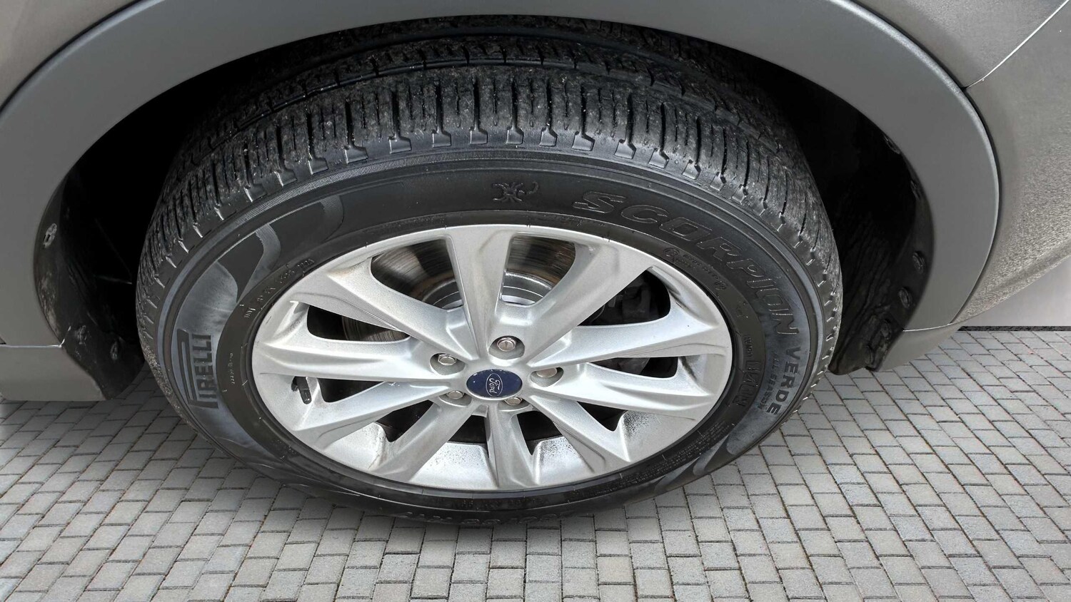 Used Ford Kuga 2015 for sale - 76218391: Photo 5