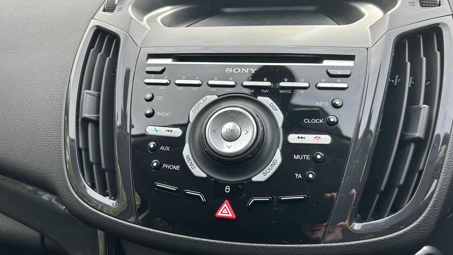 Used Ford Kuga 2015 for sale - 76218391: Photo 9