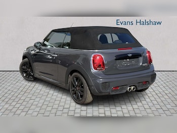 Used MINI Convertible 2019 for sale - 78857609: Photo