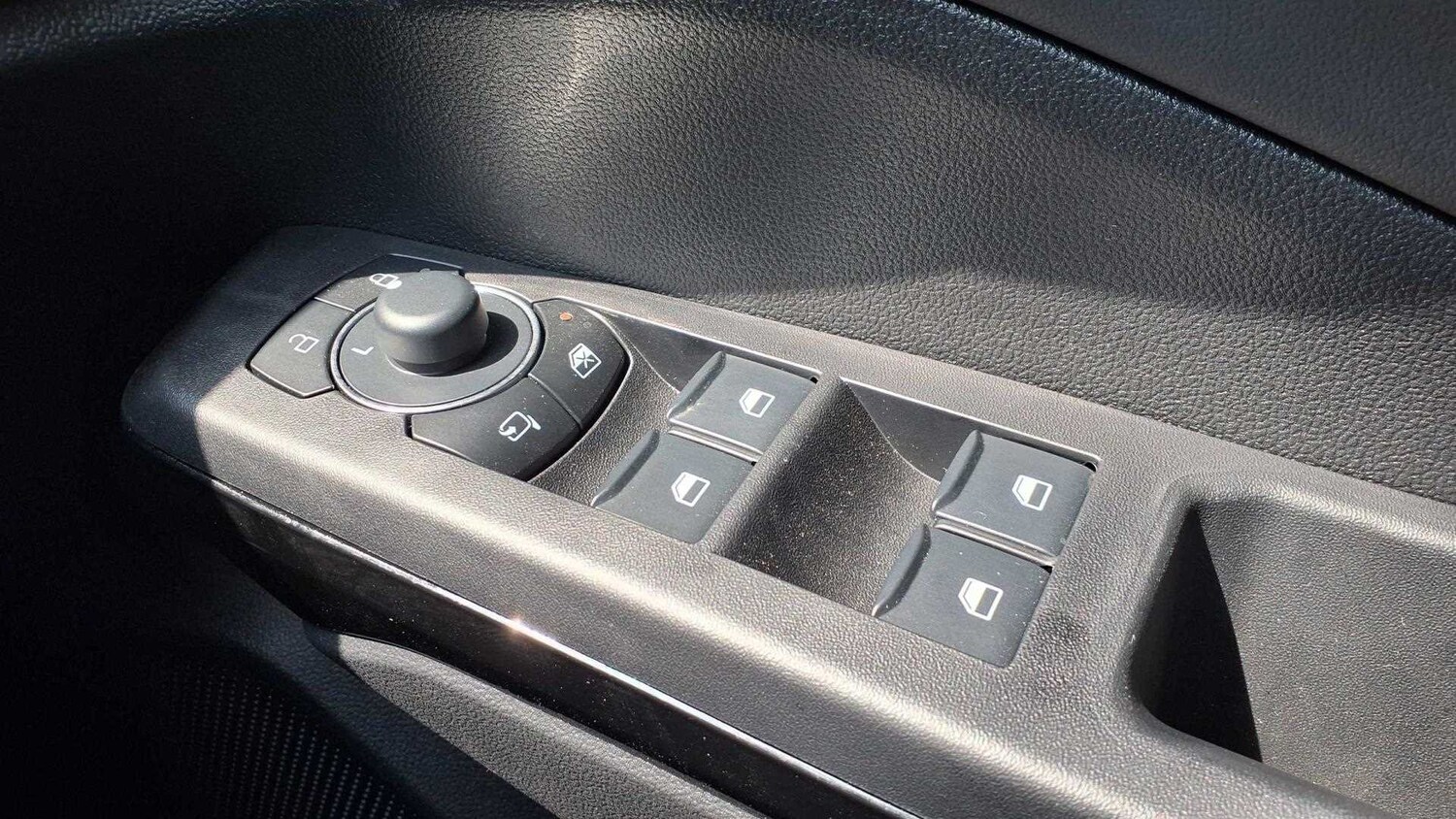 Used Ford Puma 2025 for sale - 77698800: Photo 30