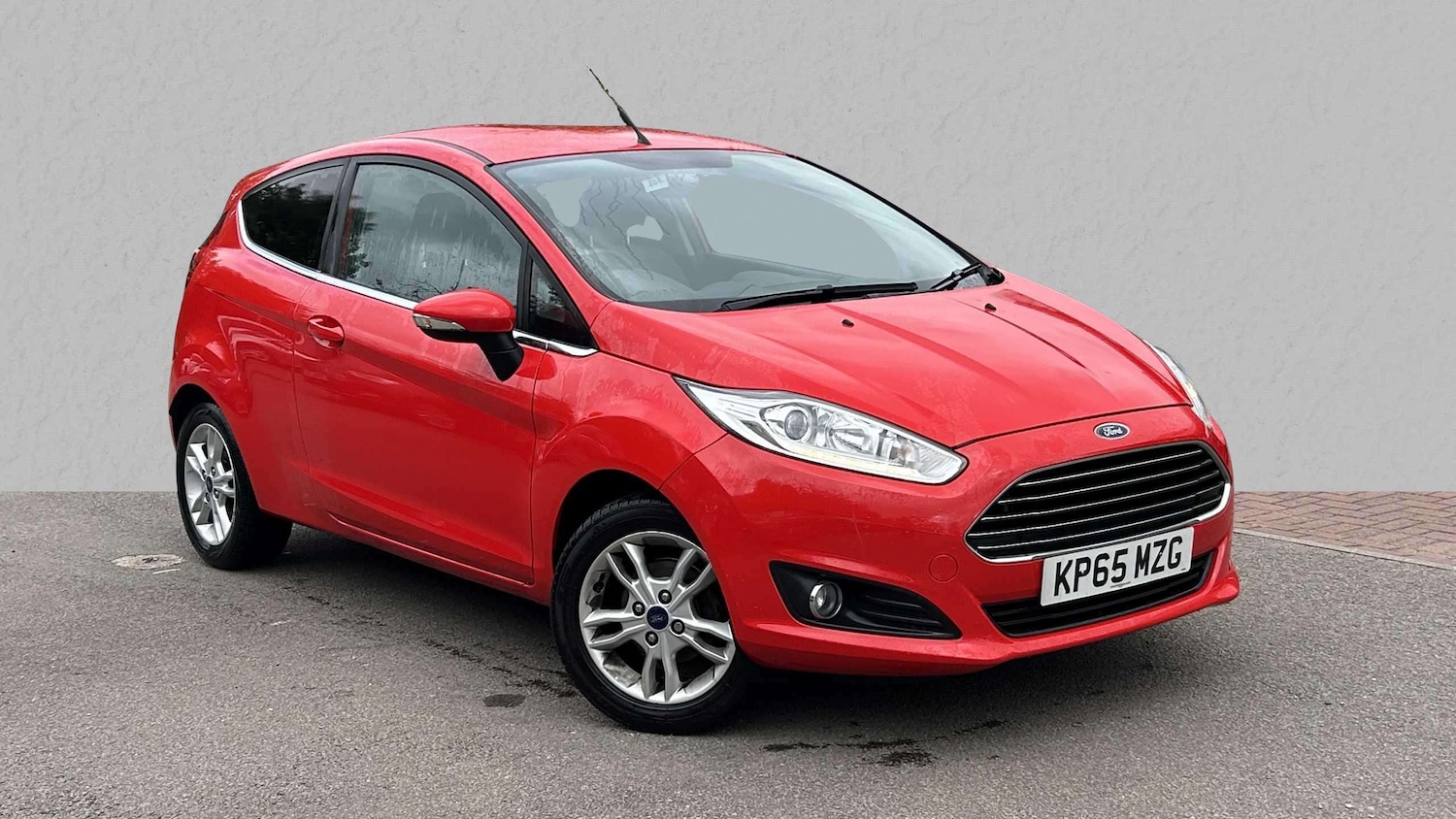 Used Ford Fiesta 2015 for sale - 76015903: Photo 1