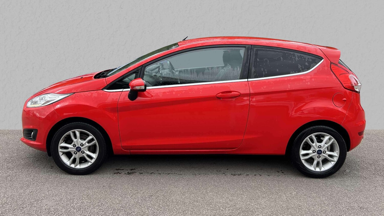 Used Ford Fiesta 2015 for sale - 76015903: Photo 8