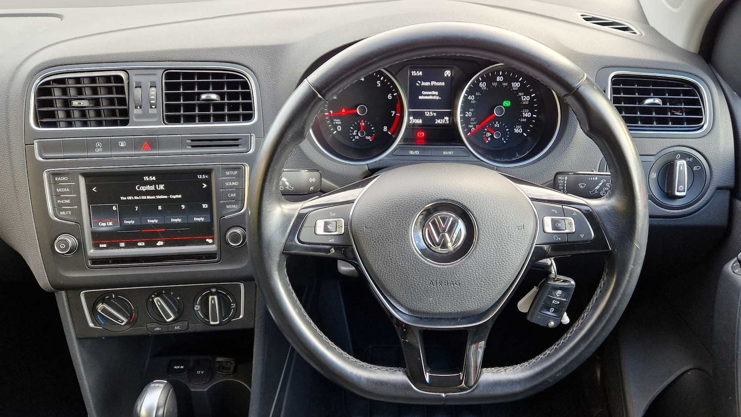 Used Volkswagen Polo 2015 for sale - 76636642: Photo 13