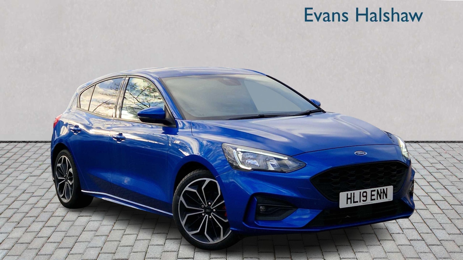 Used Ford Focus 2019 for sale - 76672905: Photo 1