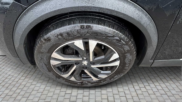 Used Peugeot 2008 2022 for sale - 76230420: Photo 12