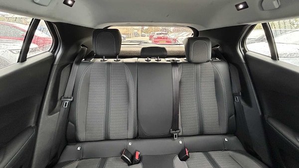 Used Peugeot 2008 2022 for sale - 76230420: Photo 15