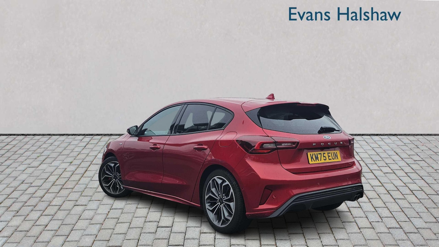 Used Ford Focus 2025 for sale - 76978696: Photo 2